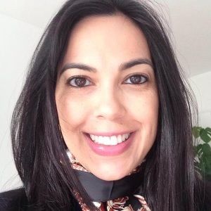 Meet your Posher, Simone